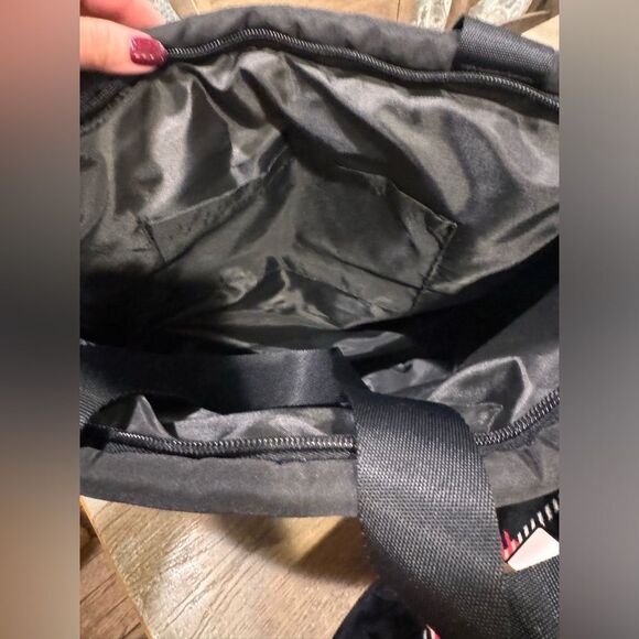 PINK black tote and Victoria’s Secret red and black checked blanket. NWT! - Picture 2 of 7